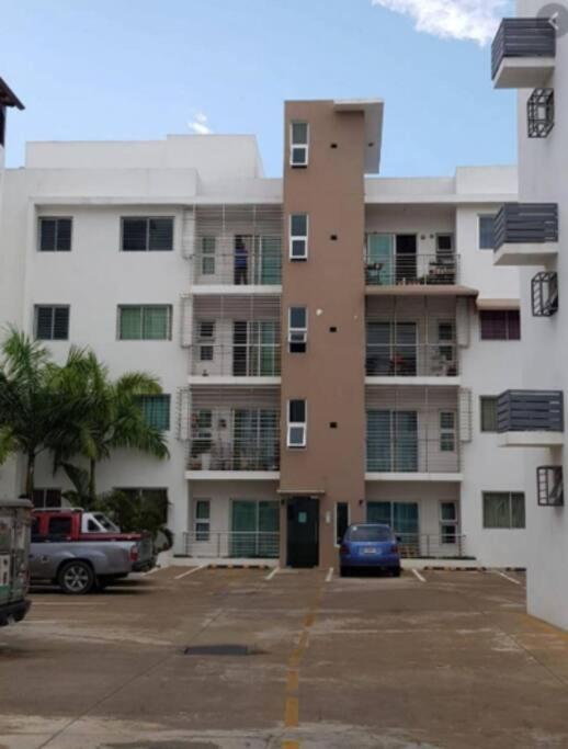 1er piso, 3 Habitaciones con piscina wifi, netflix Santiago De Los Caballeros Exterior foto